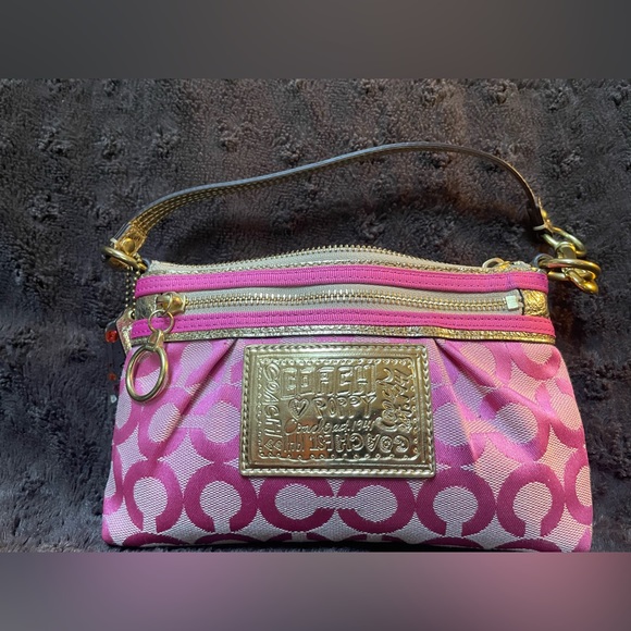 Coach Handbags - Coach Small Bag/Wristlet